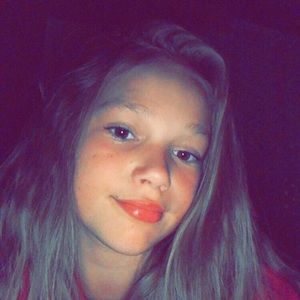 Meet your Posher, Carahlynn